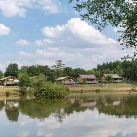 Mobilhome 5 Etoiles - Piscine - Eebdbh Saint-Julien-des-Landes
